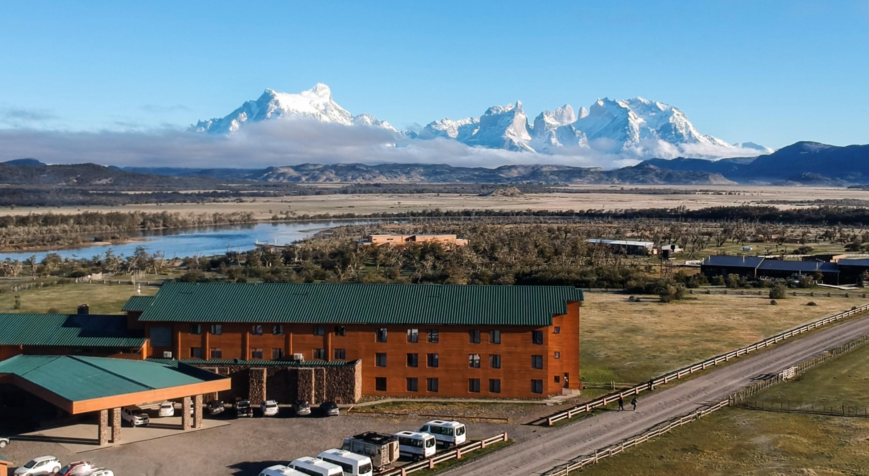 Rio Serrano Hotel And Spa Torres del Paine National Park Екстериор снимка